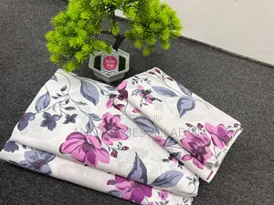 2 Bedsheets and 4 Pillowcases