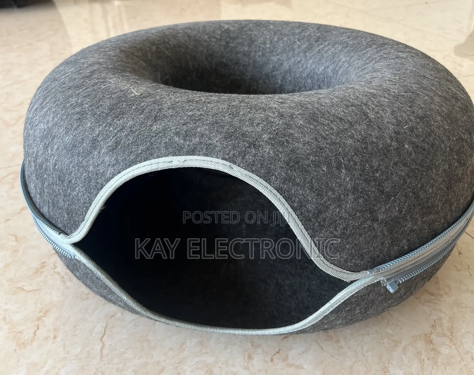 Cat Donut Tunnel Toy