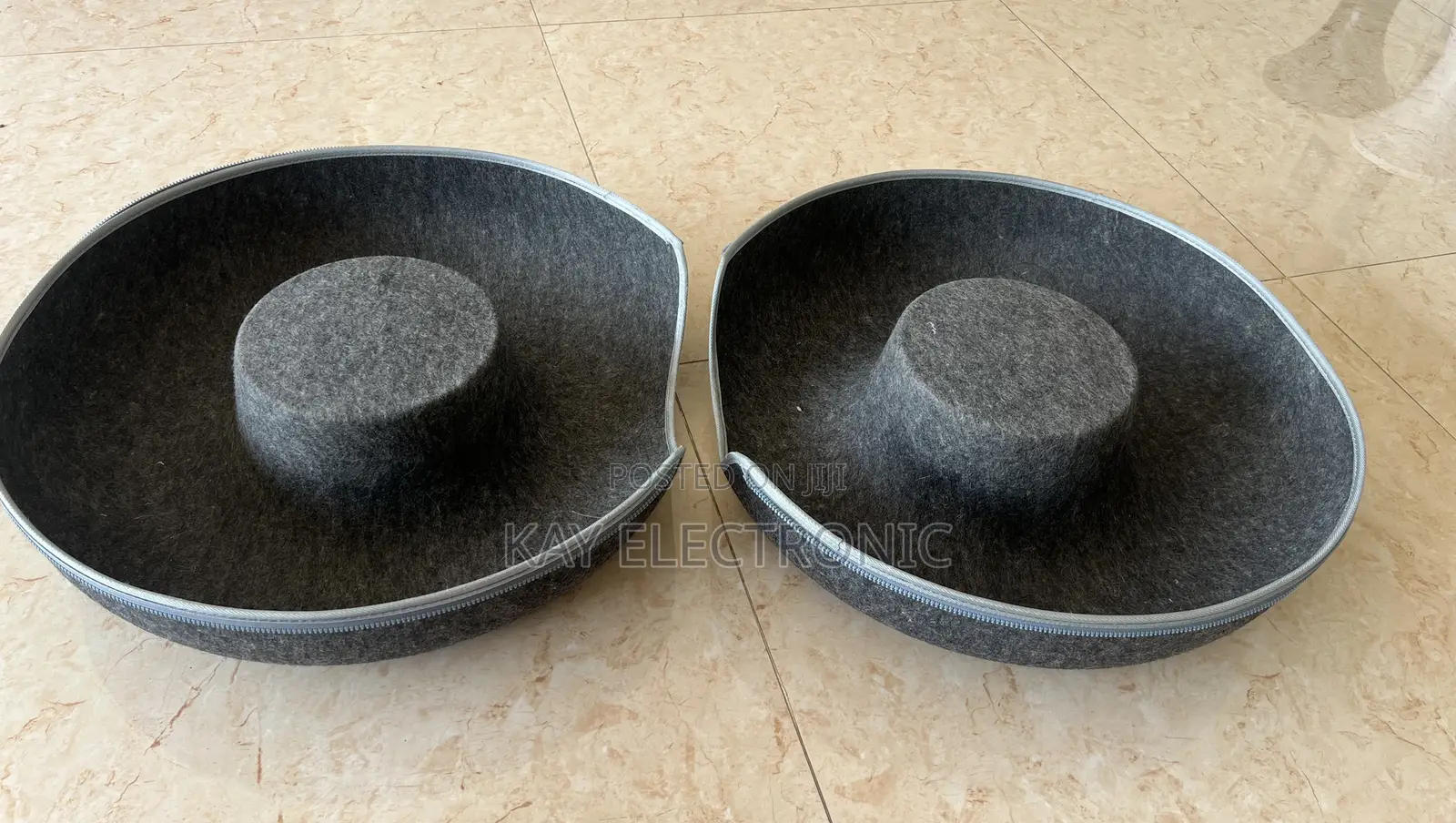 Cat Donut Tunnel Toy