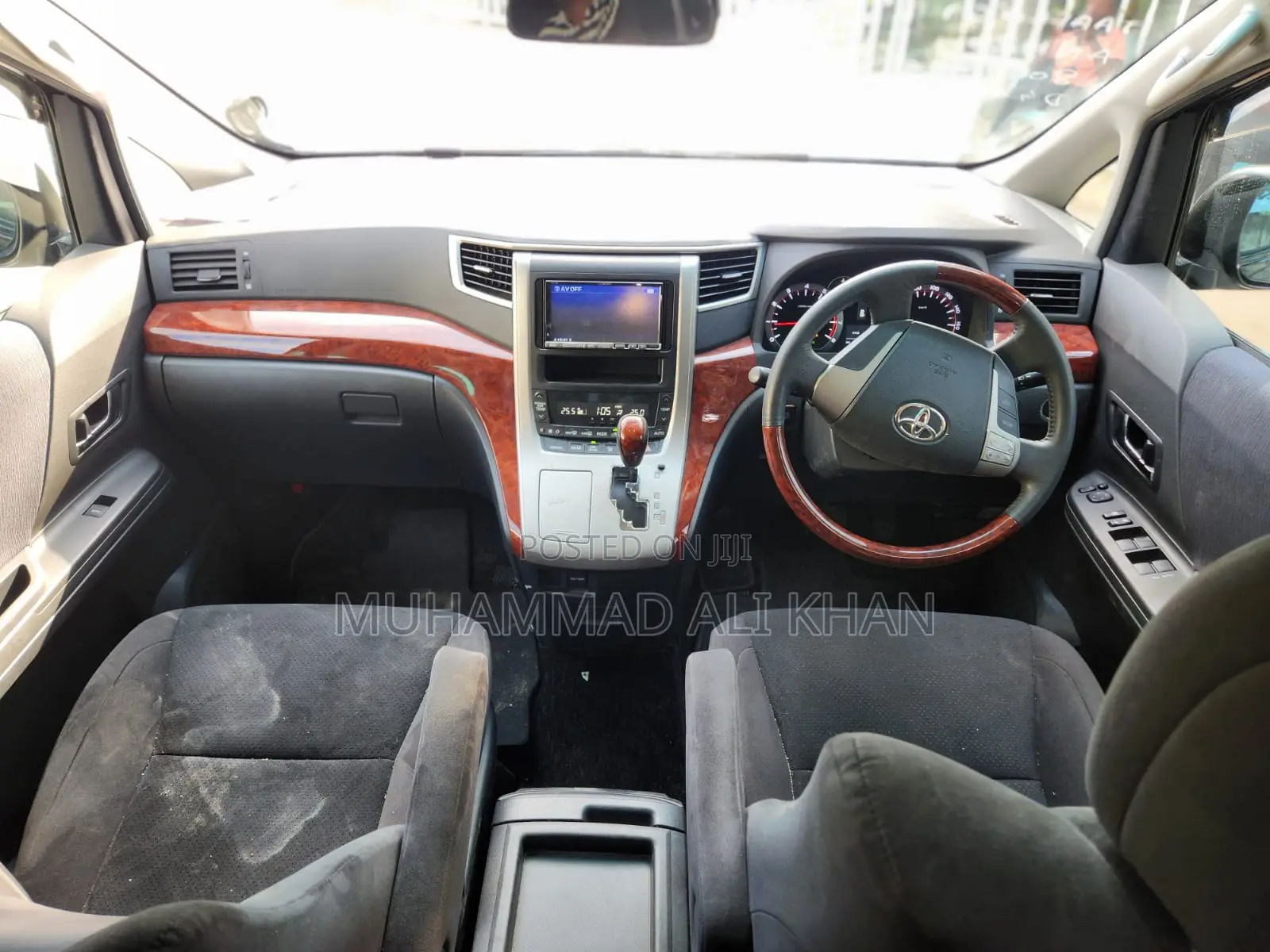 Toyota Vellfire V 2.4 4WD 8-Seater 2009 Purple