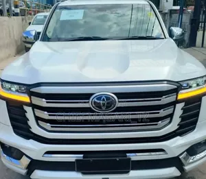 Toyota Land Cruiser 2023 Pearl