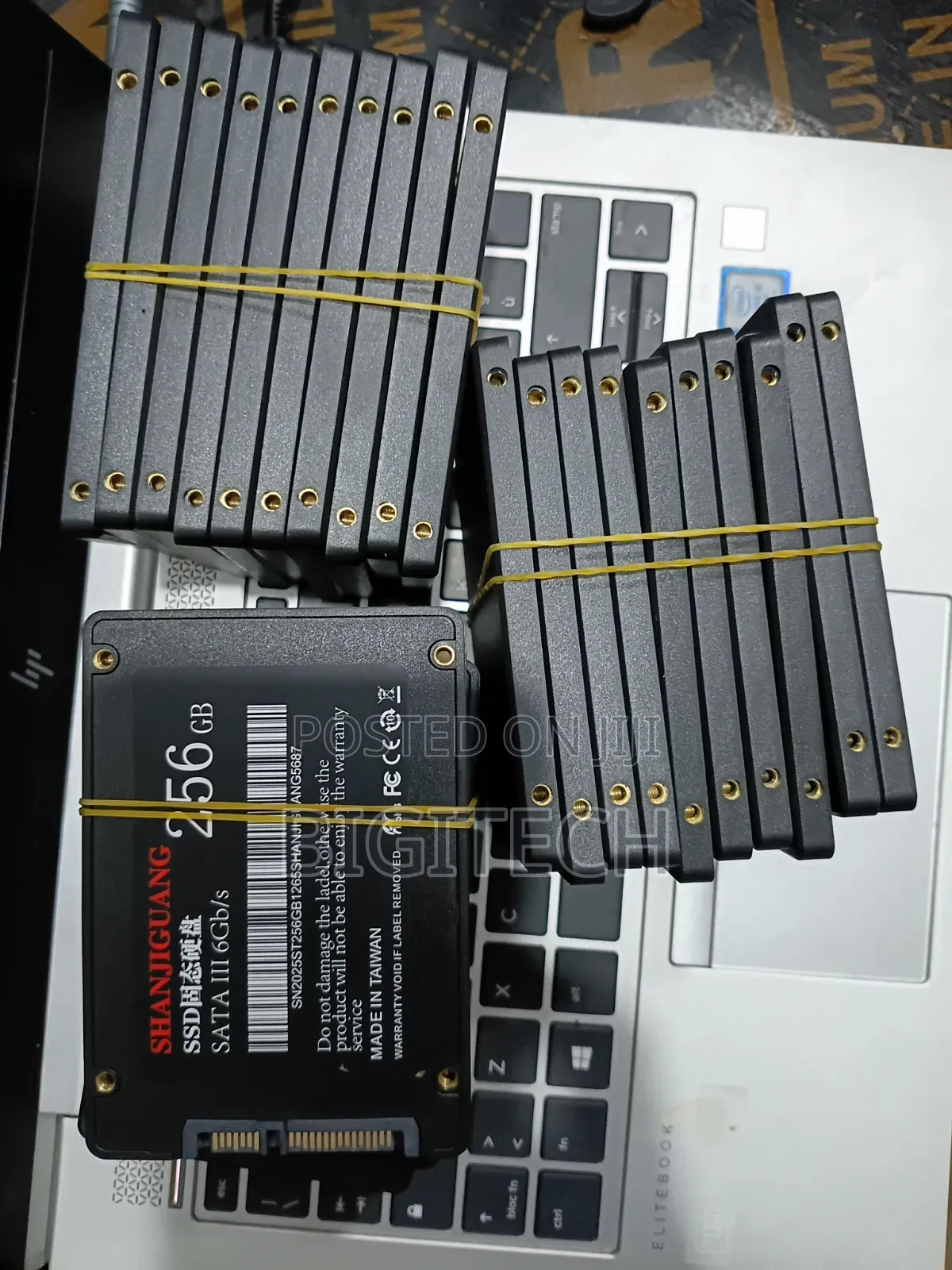 Tunauza SSD Sata Chip.