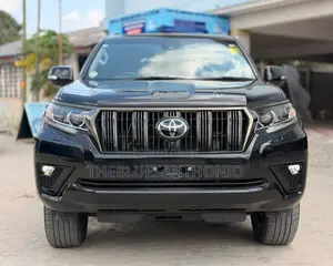 Toyota Land Cruiser Prado 2022 Black