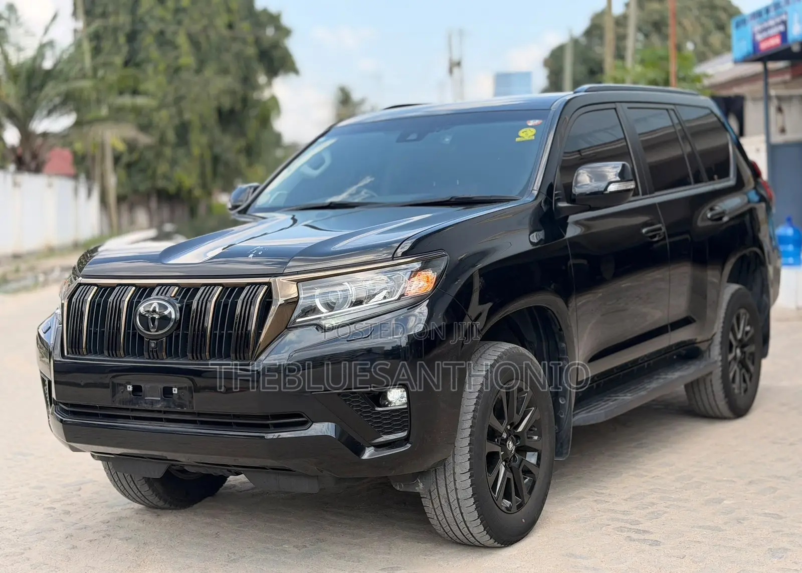 Toyota Land Cruiser Prado 2022 Black