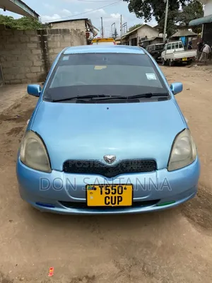 Toyota Vitz 2003 Blue