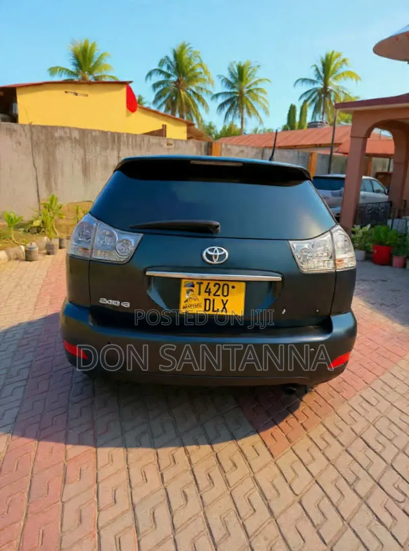 Toyota Harrier 2005 Black