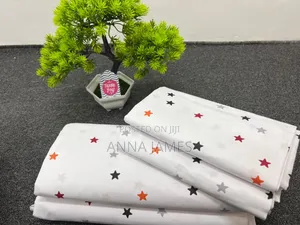 2 Bedsheets 4 Pillowcases Star Patterns