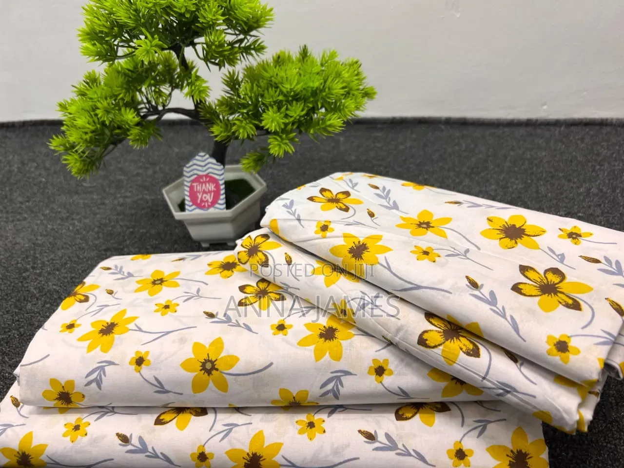 2 Bedsheets 4 Pillowcases Sunflower Yellow