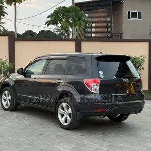 Subaru Forester 2.0D X 2009 Black