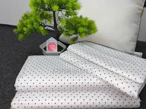 2 Bedsheets 4 Pillowcases Polka Dots