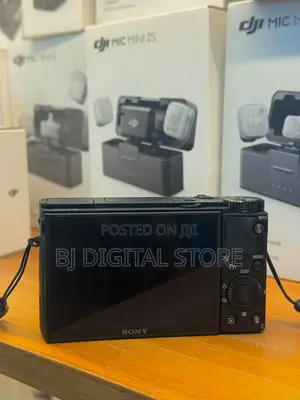 Sony RX100 VII Digital Camera