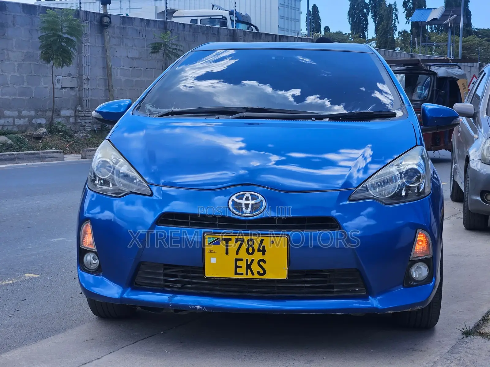 Toyota Aqua 2013 Blue