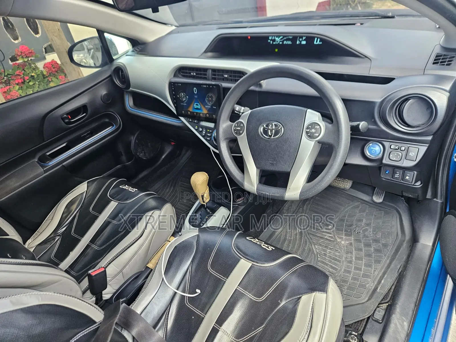 Toyota Aqua 2013 Blue