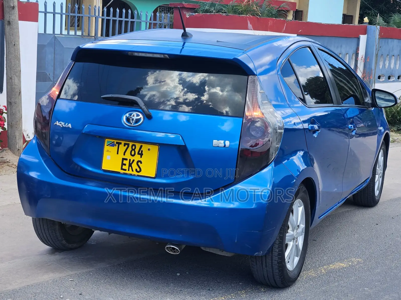 Toyota Aqua 2013 Blue