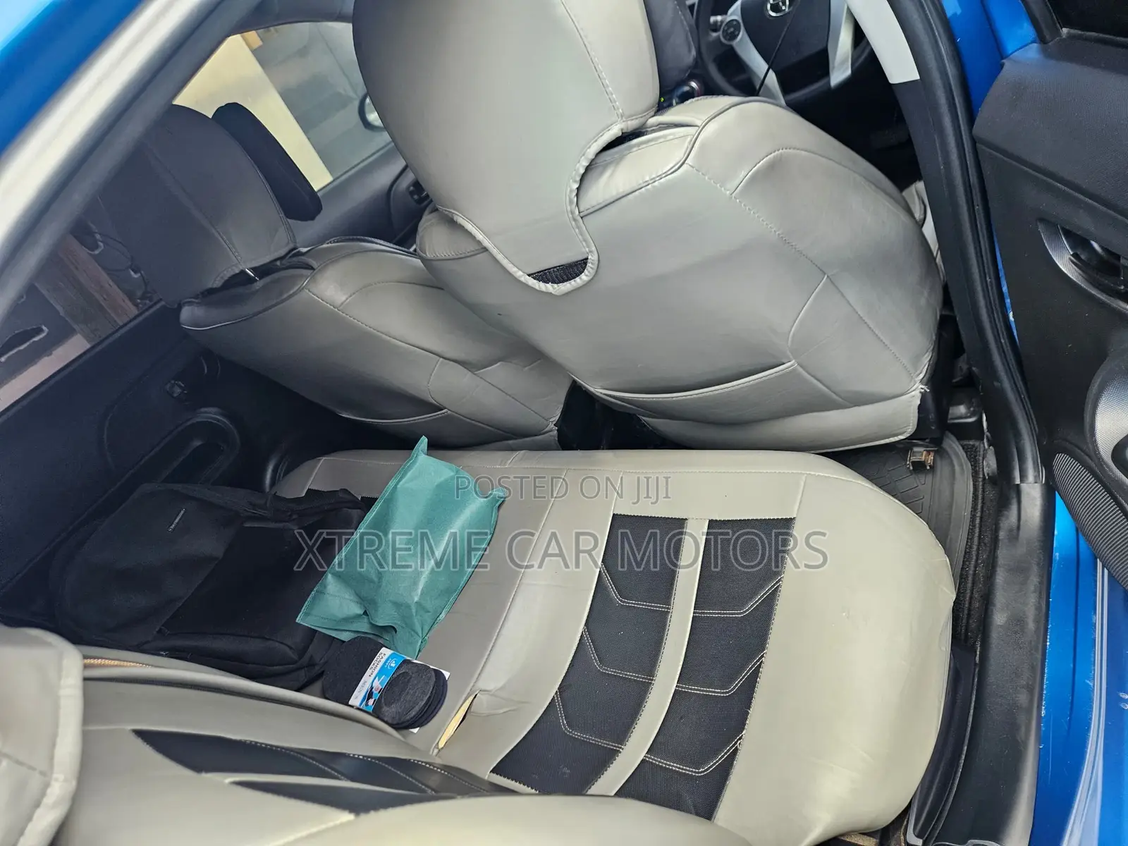 Toyota Aqua 2013 Blue