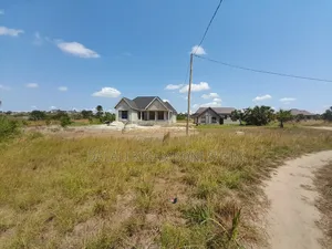 Kiwanja Kinauzwa Kigamboni Kisarawe