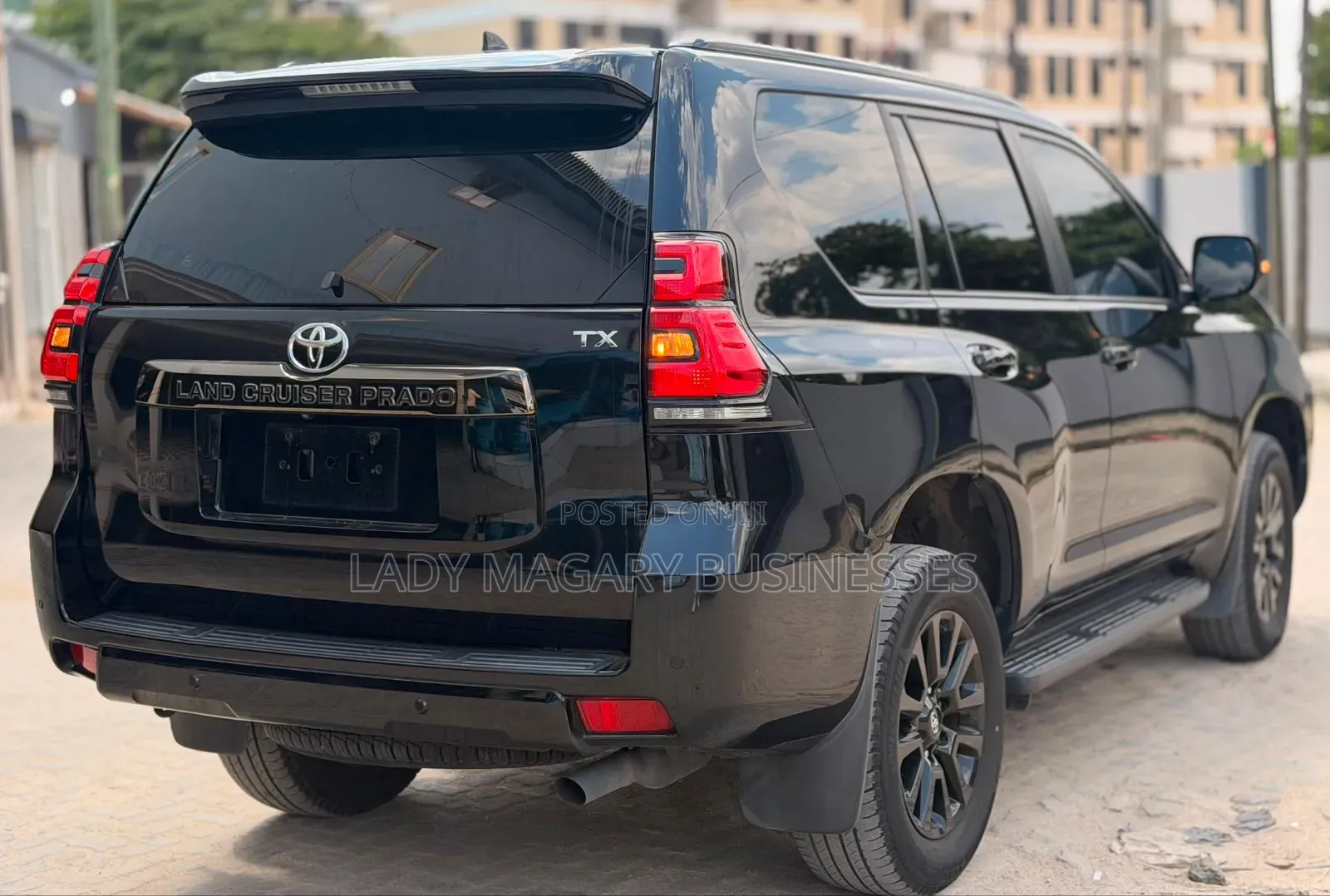 Toyota Land Cruiser Prado 2022 Black