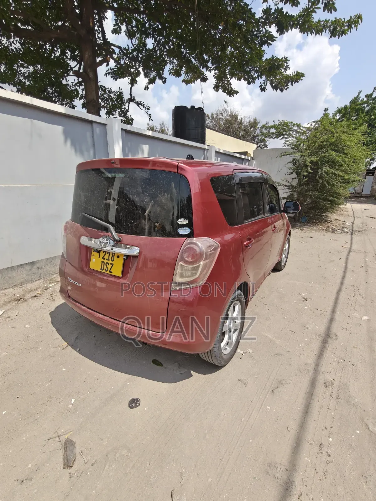Toyota Ractis 2008 Red