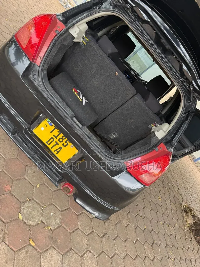 Suzuki Swift 2005 Black