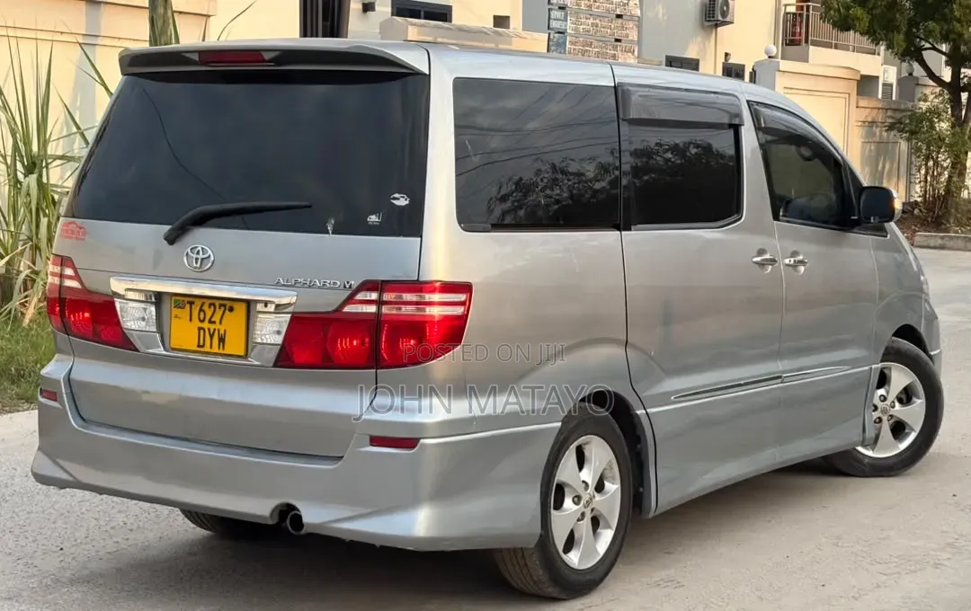 Toyota Alphard 2004 Silver