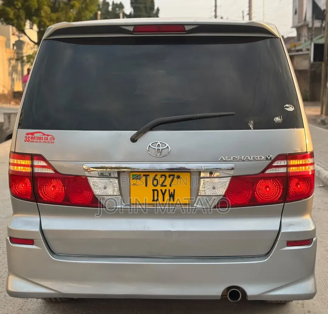 Toyota Alphard 2004 Silver