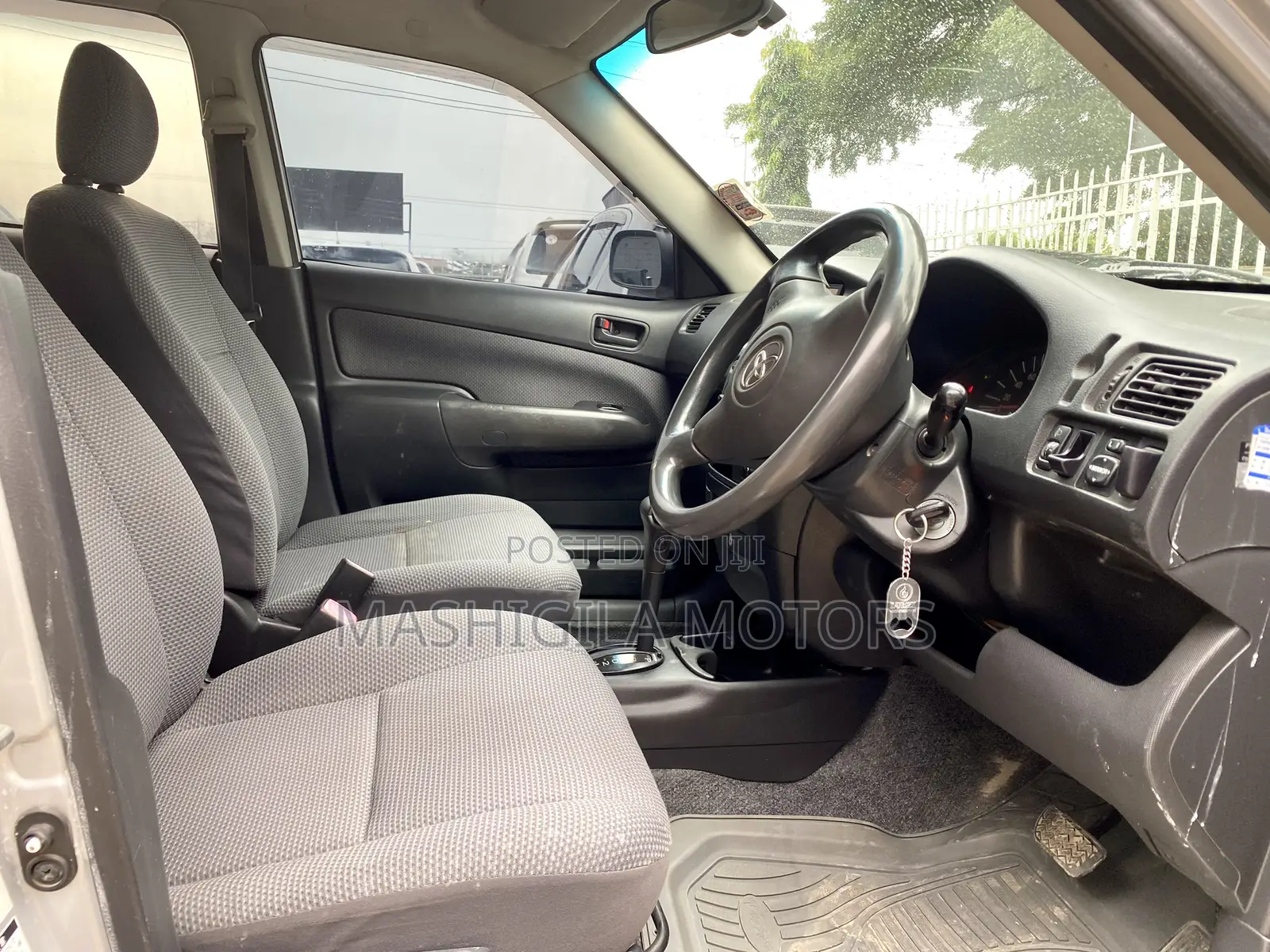Toyota Succeed 2006 Silver