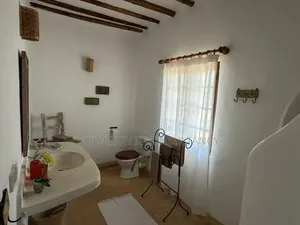 Furnished 5bdrm House in Kunduchi for sale