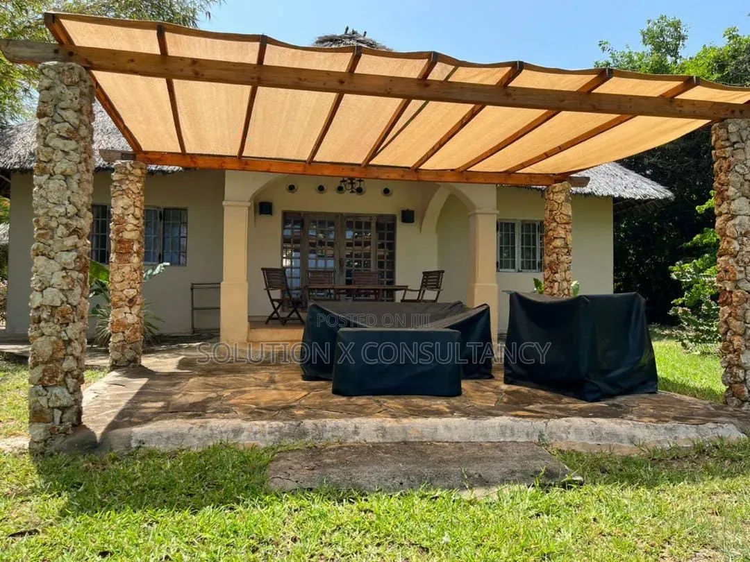 Furnished 5bdrm House in Kunduchi for sale