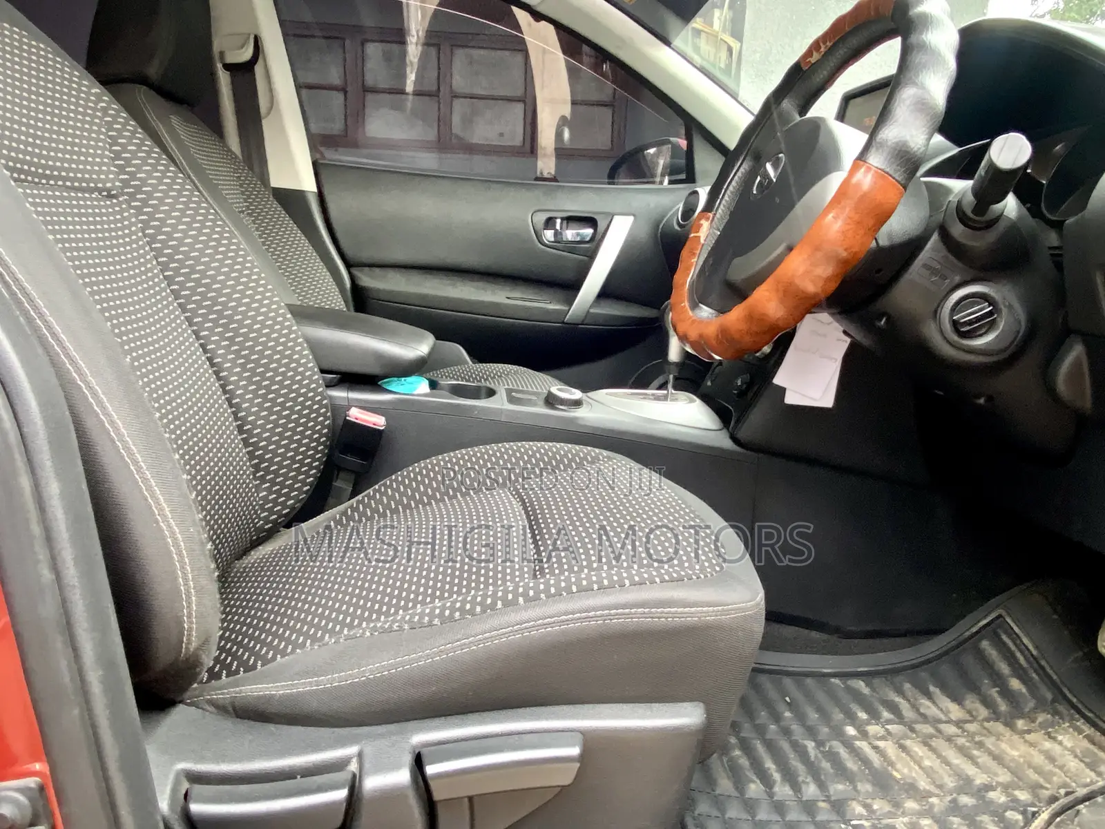 Nissan Dualis 2009 Maroon