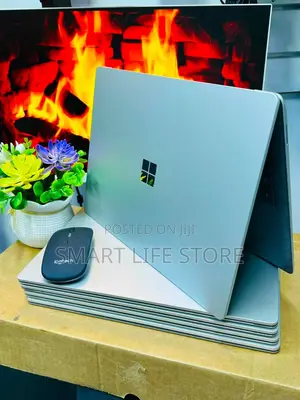 New Laptop Microsoft Surface Laptop 3 8GB Intel Core i5 SSD 256GB