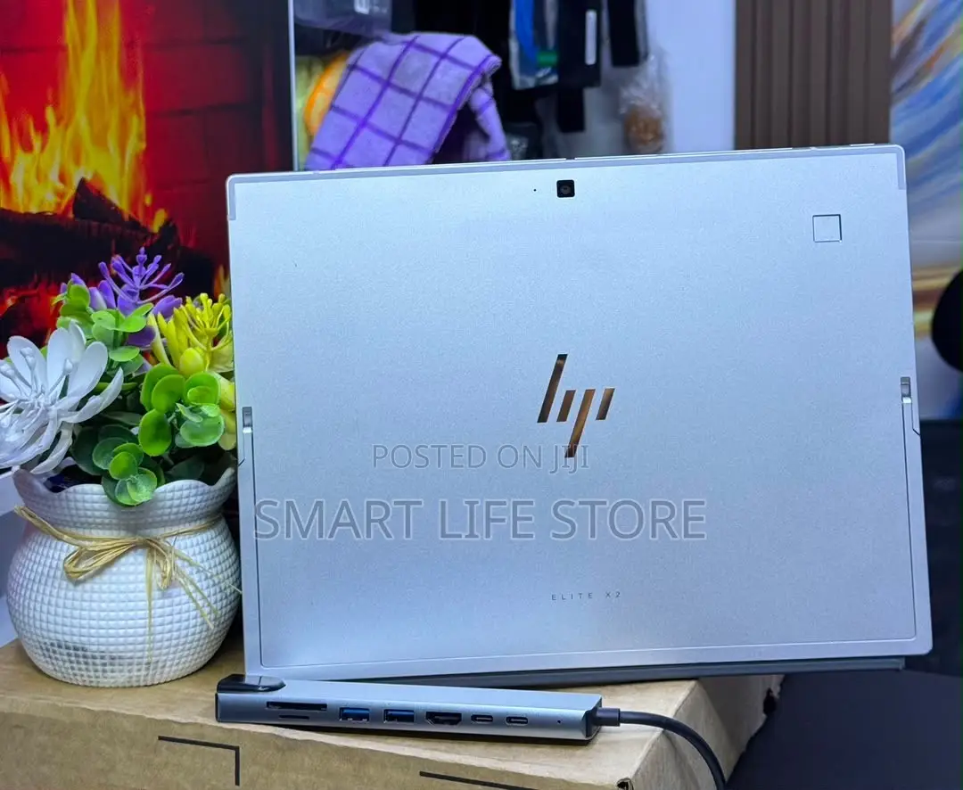 New Laptop HP Elite X2 G8 8GB Intel Core i5 SSD 256GB