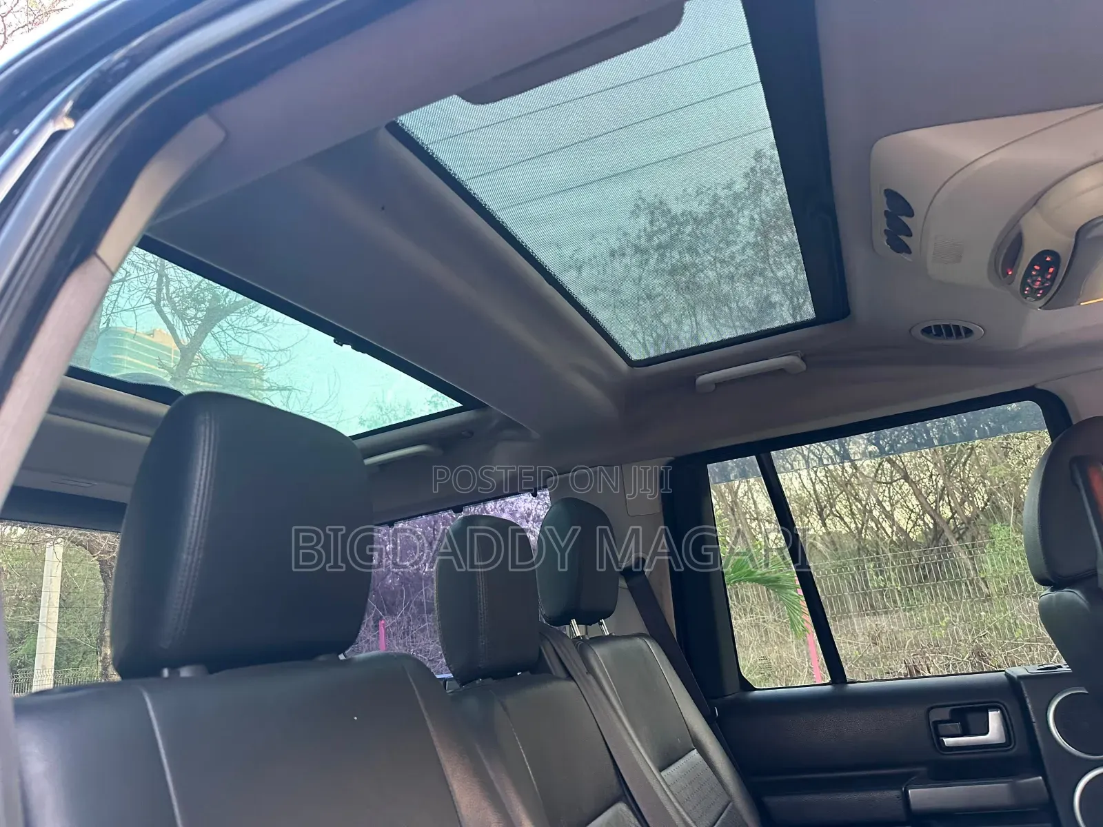 Land Rover Discovery 2010