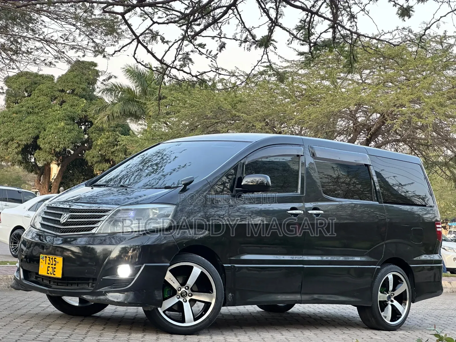 Toyota Alphard 2005 Black
