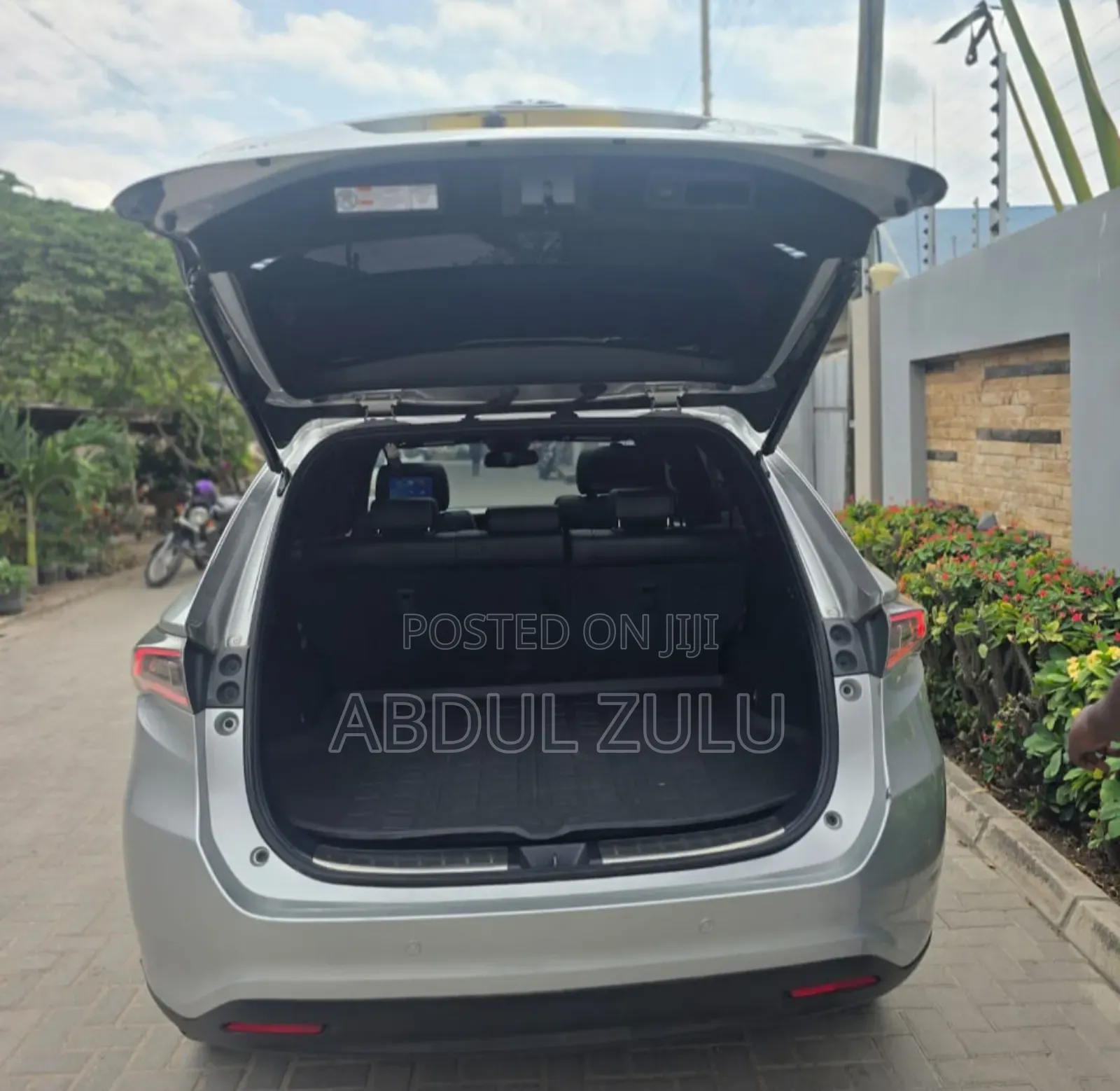 Toyota Harrier 2016 Silver