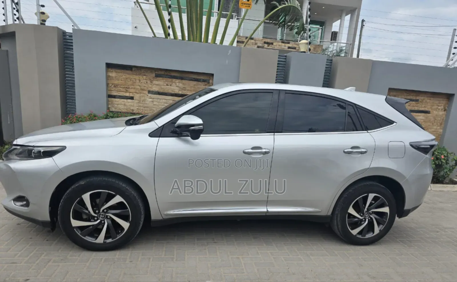 Toyota Harrier 2016 Silver