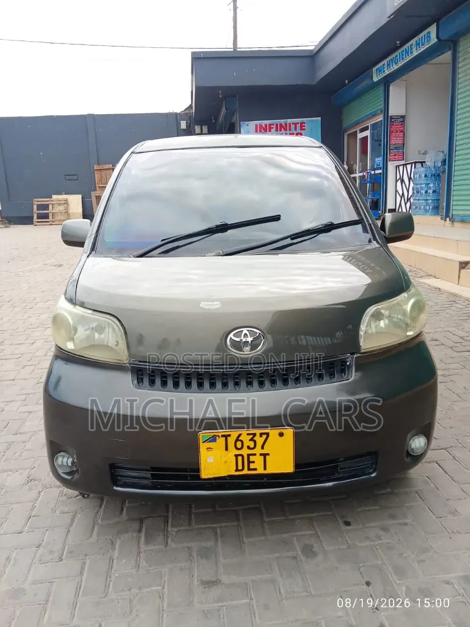 Toyota Porte 2005 Gray