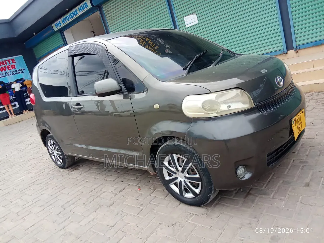 Toyota Porte 2005 Gray