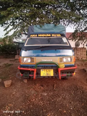 Toyota TownAce 1998 Blue