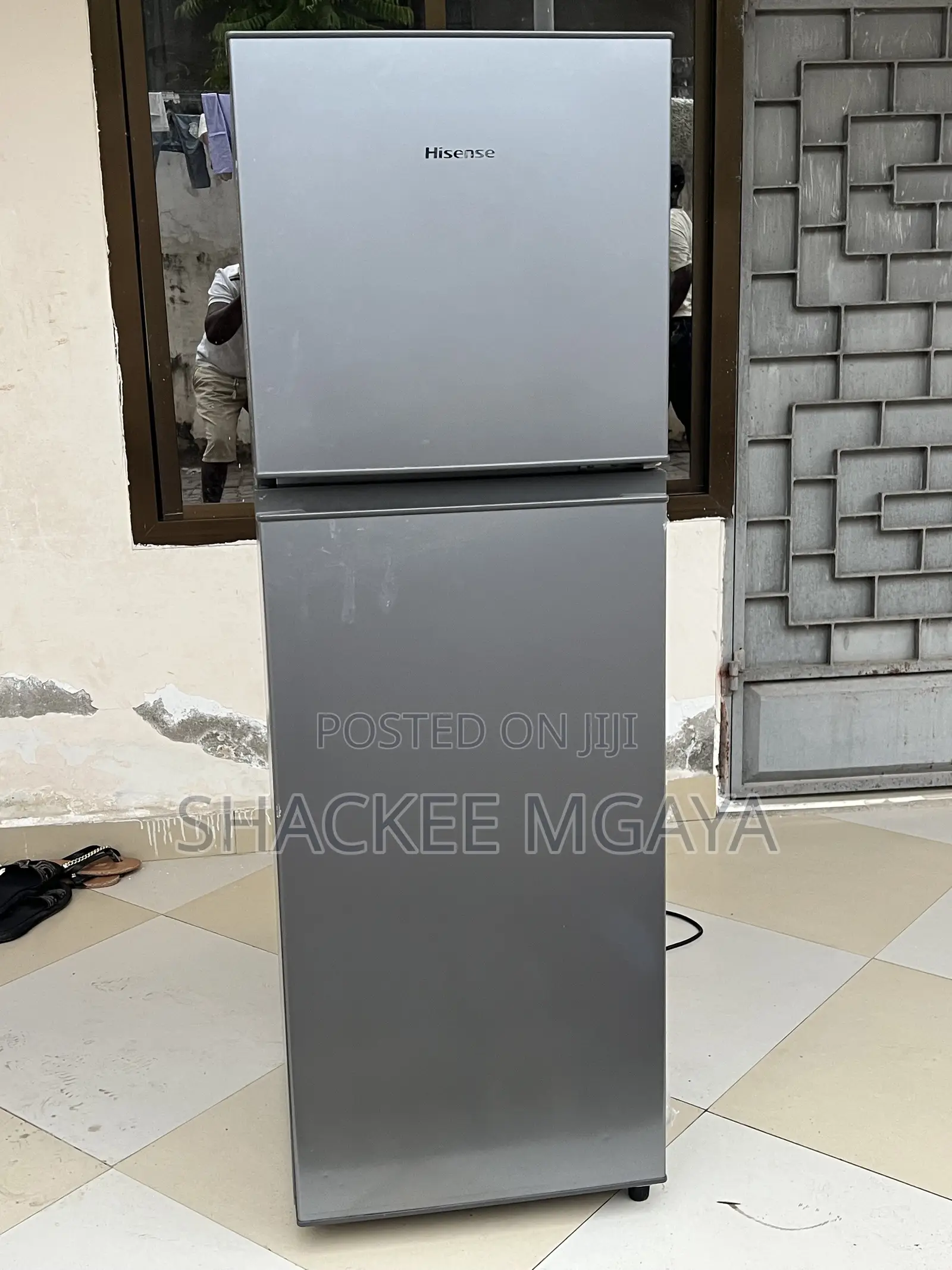 Hisense Fridge Lt 154