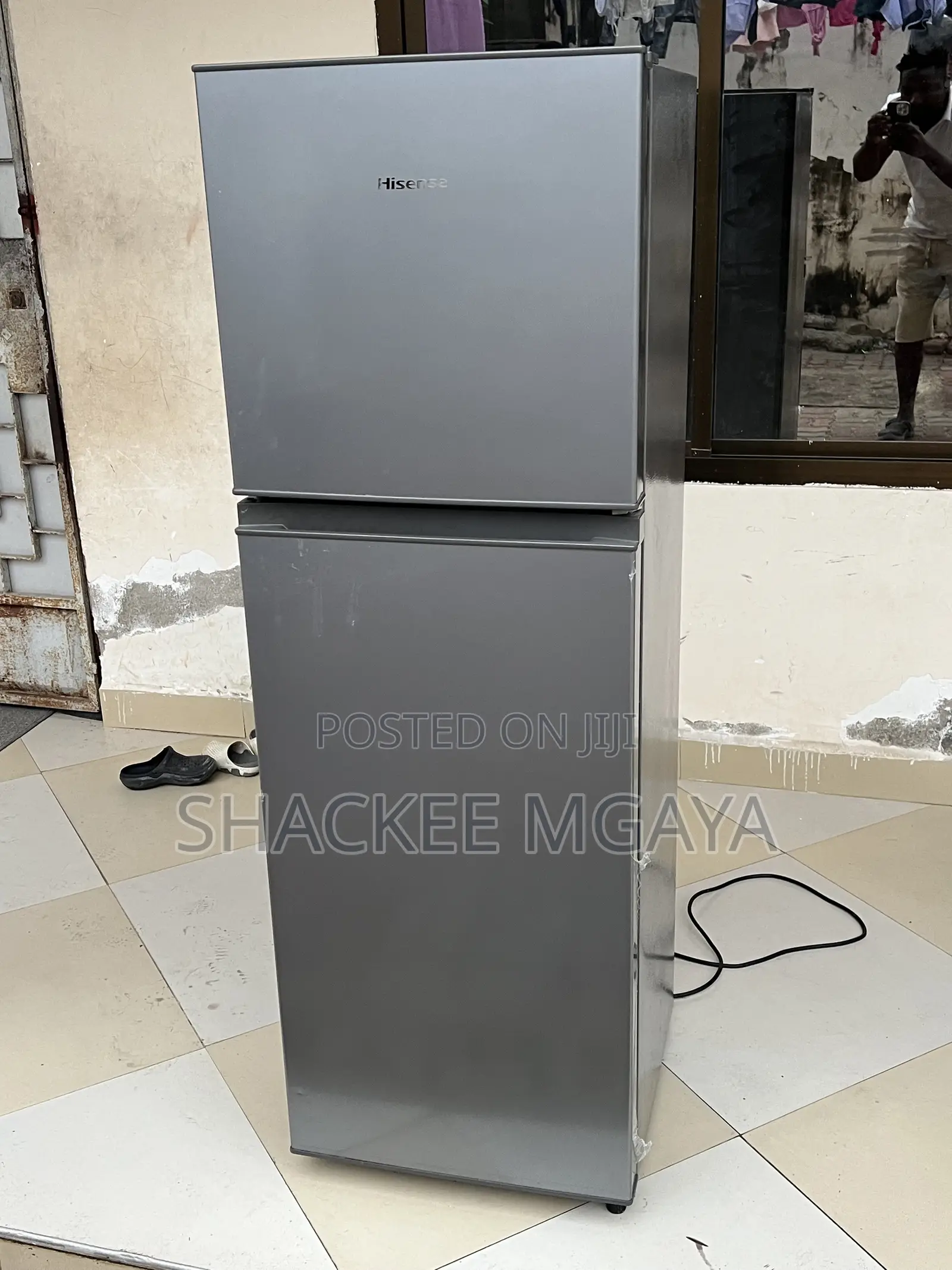 Hisense Fridge Lt 154