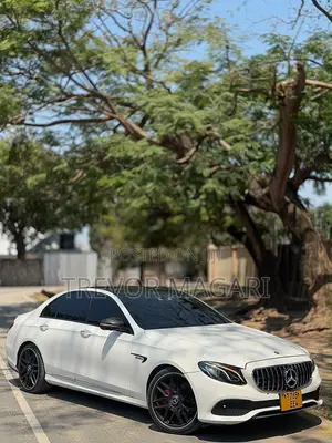 Mercedes-Benz E200 2017 White