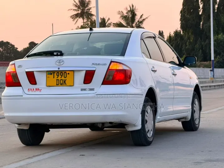 Toyota Premio 2002 White