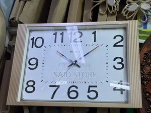 Silent Quartz Square Analogy Wall Clock