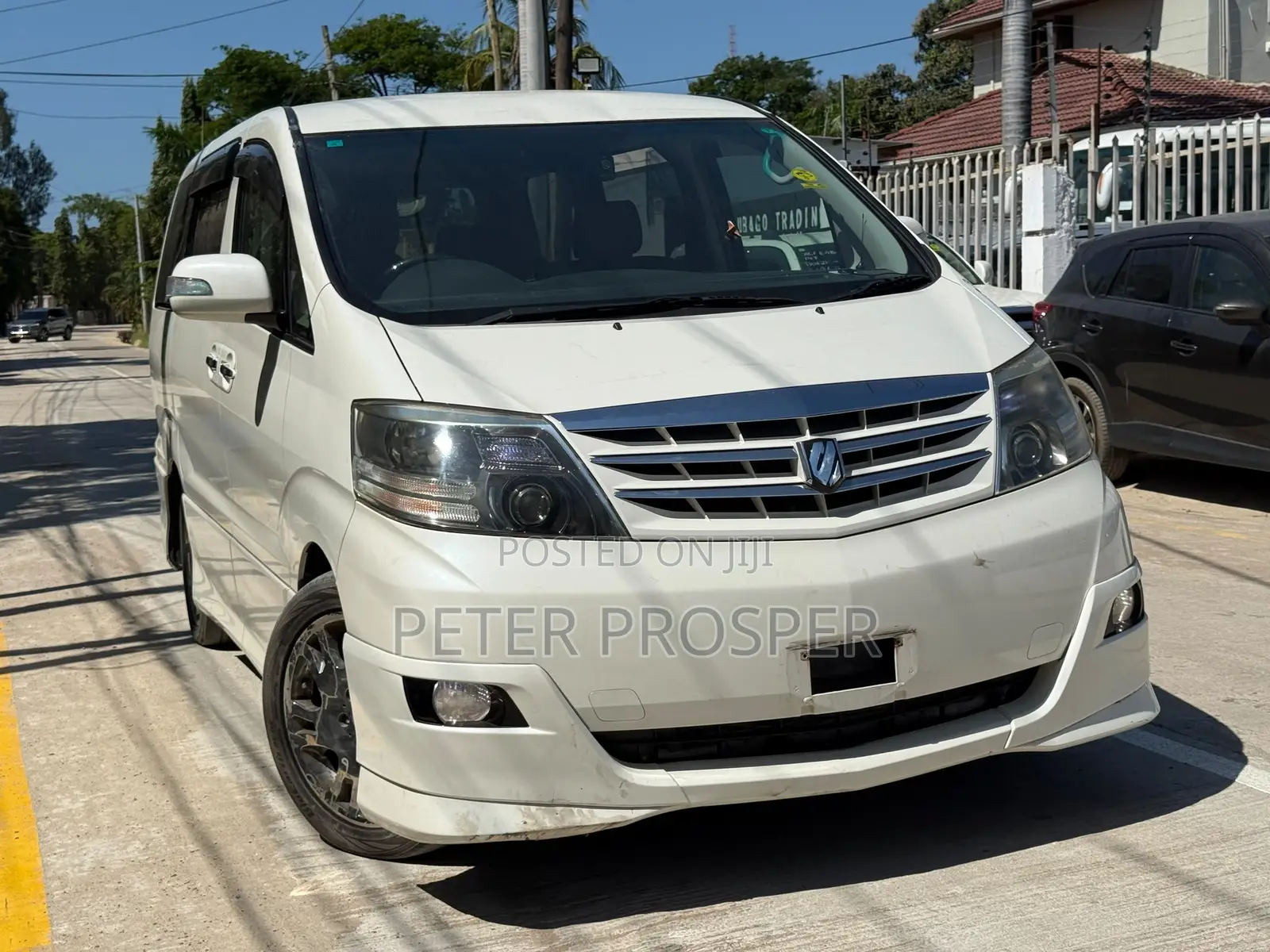Toyota Alphard 2.4 Petrol AWD 2005 White