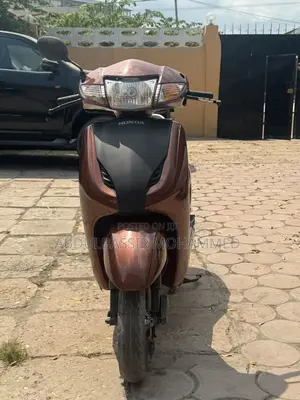 Honda 2018 Red