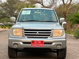Mitsubishi Pajero 2008