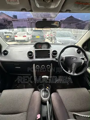Toyota IST 2004 Black