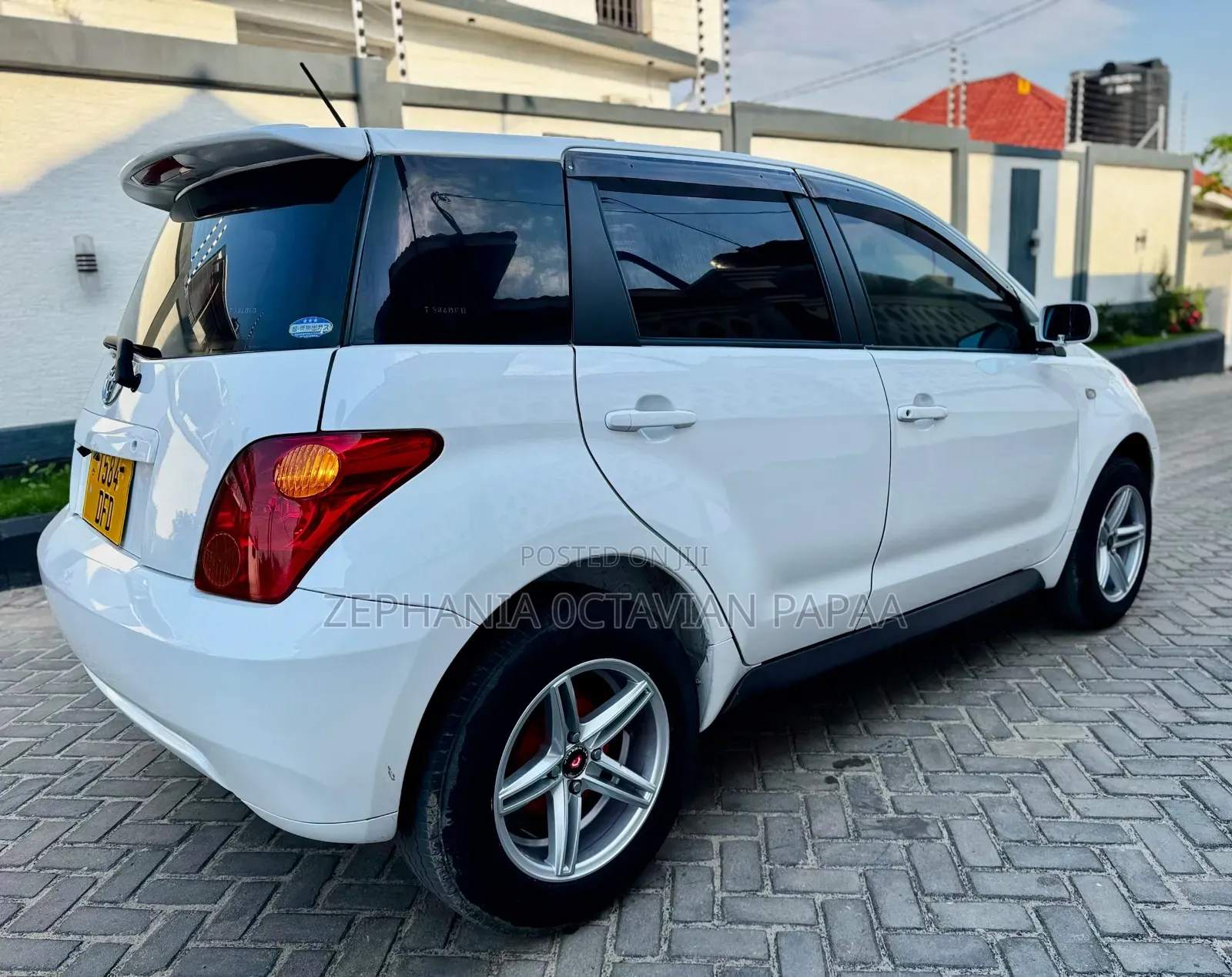 Toyota IST 2004 White