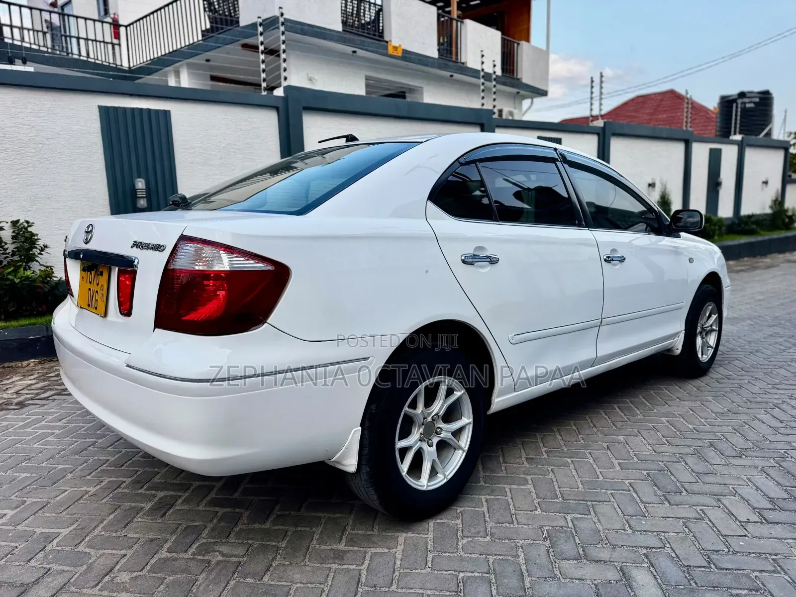 Toyota Premio 2005 White