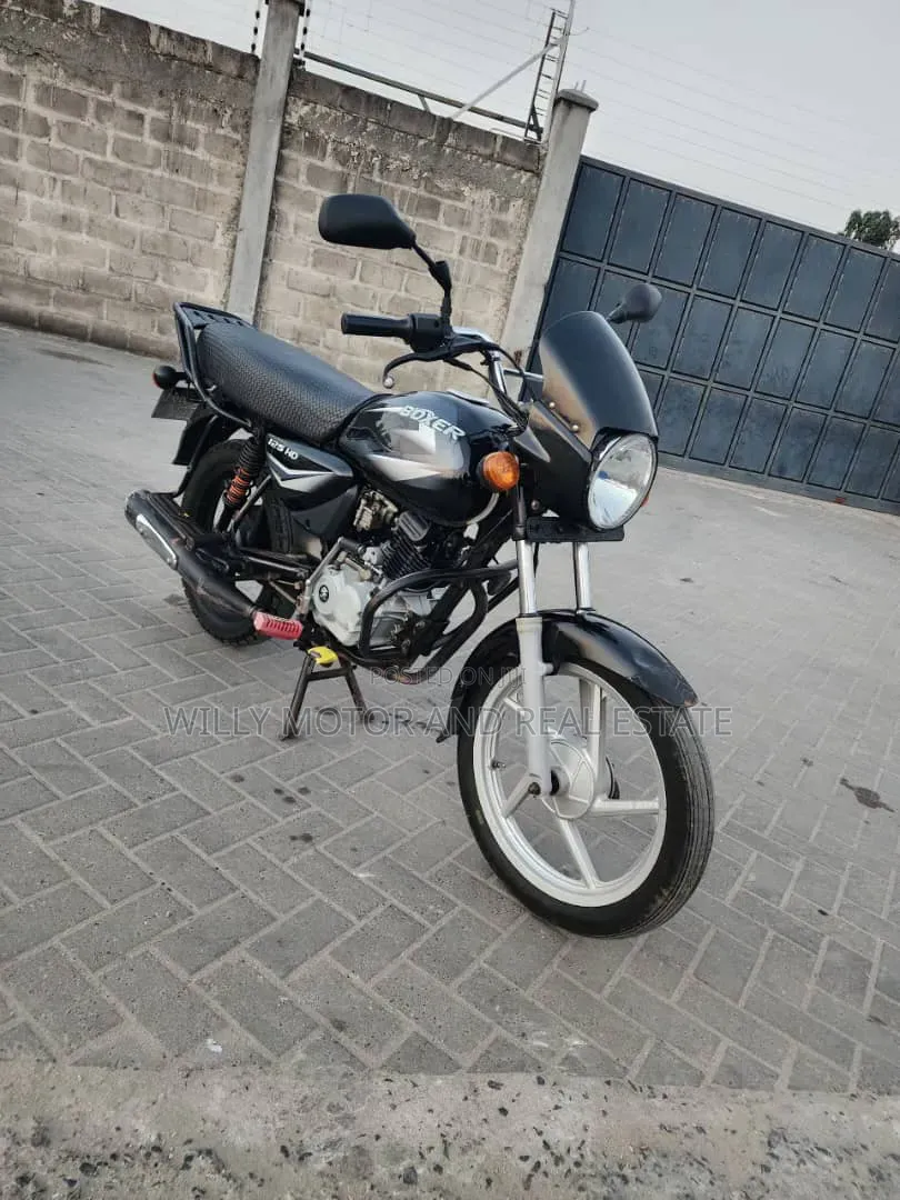 TVS HLX 125 2026 Black